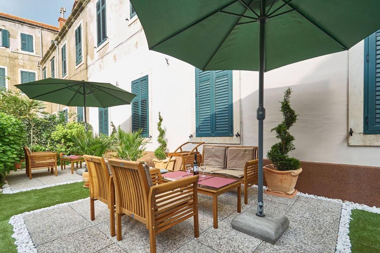 Mediteran With Garden Next To Beach And Old Town Ντουμπρόβνικ Εξωτερικό φωτογραφία