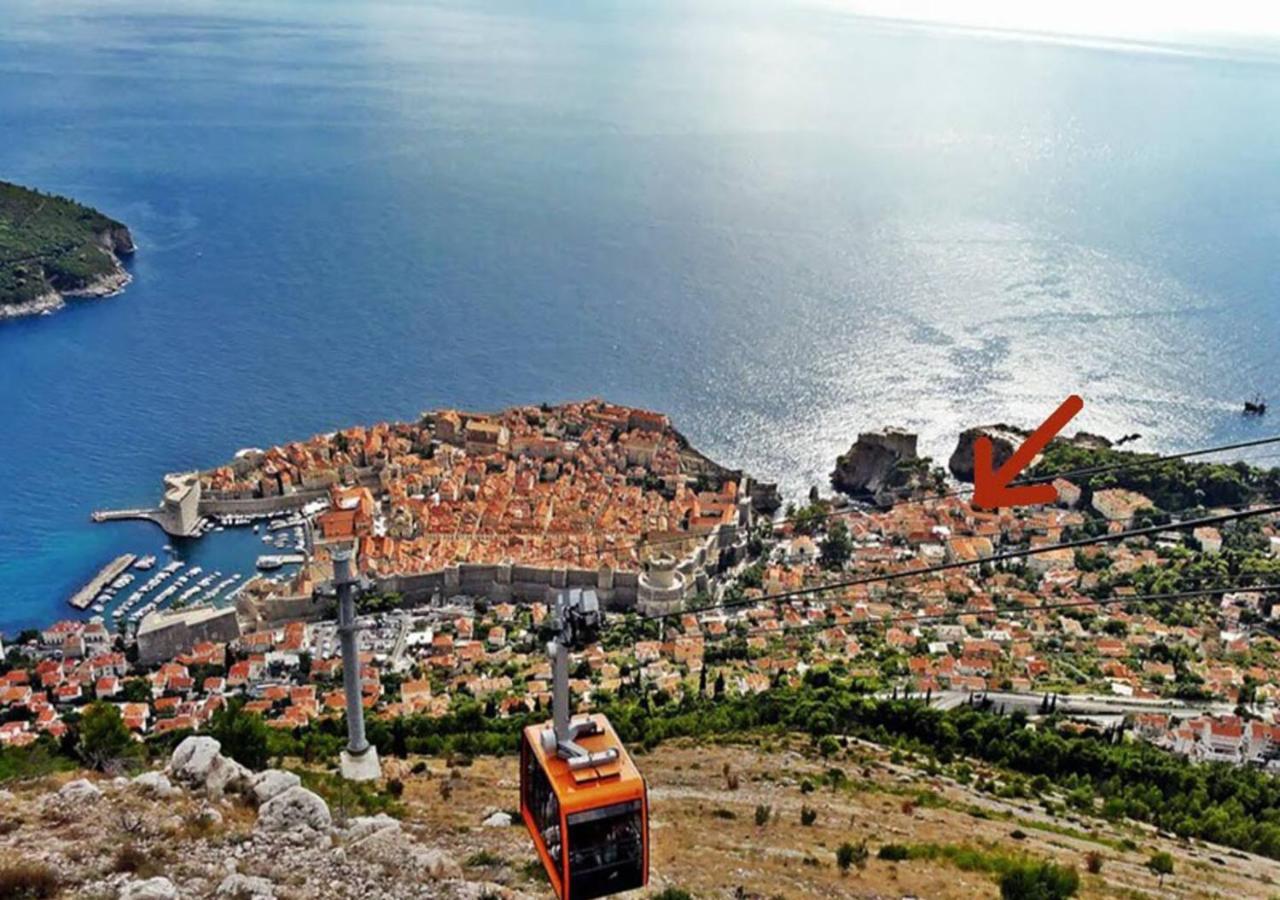 Mediteran With Garden Next To Beach And Old Town Ντουμπρόβνικ Εξωτερικό φωτογραφία